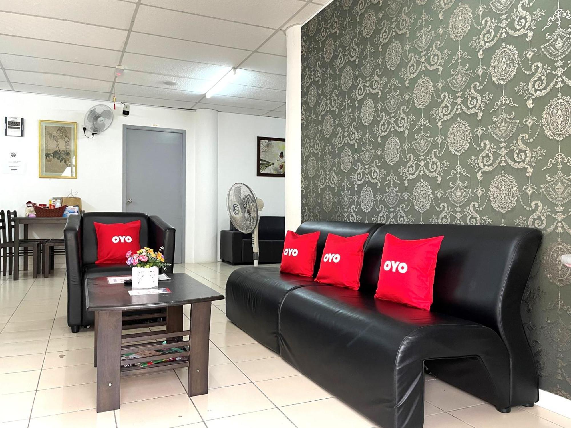 Oyo Home 90326 Wg Guest House George Town Esterno foto