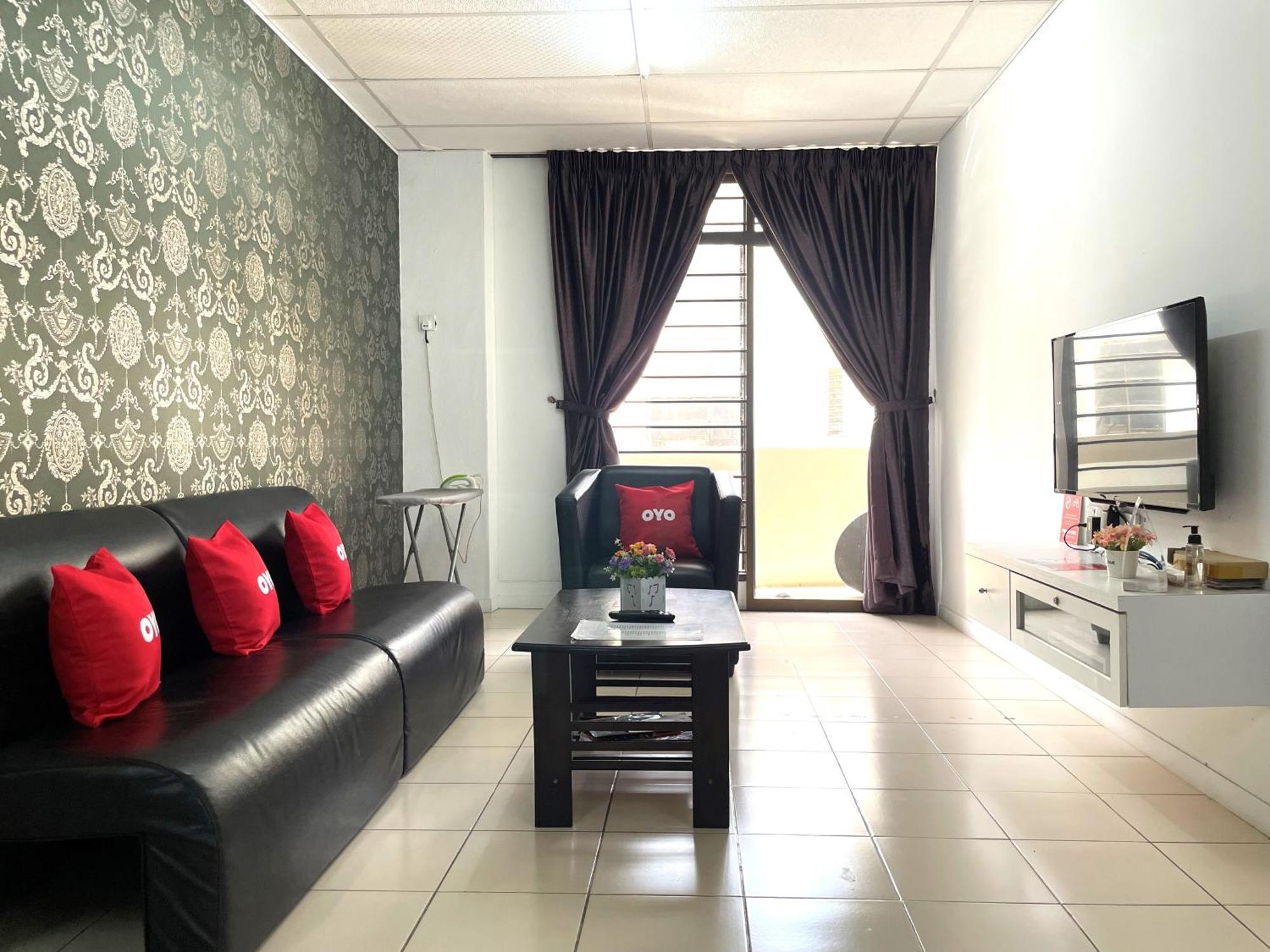 Oyo Home 90326 Wg Guest House George Town Esterno foto