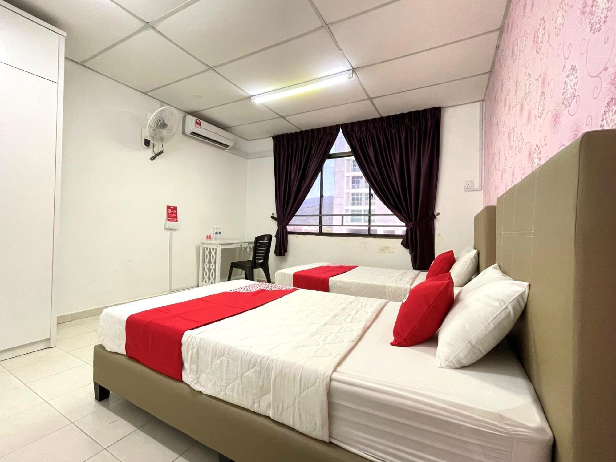 Oyo Home 90326 Wg Guest House George Town Esterno foto