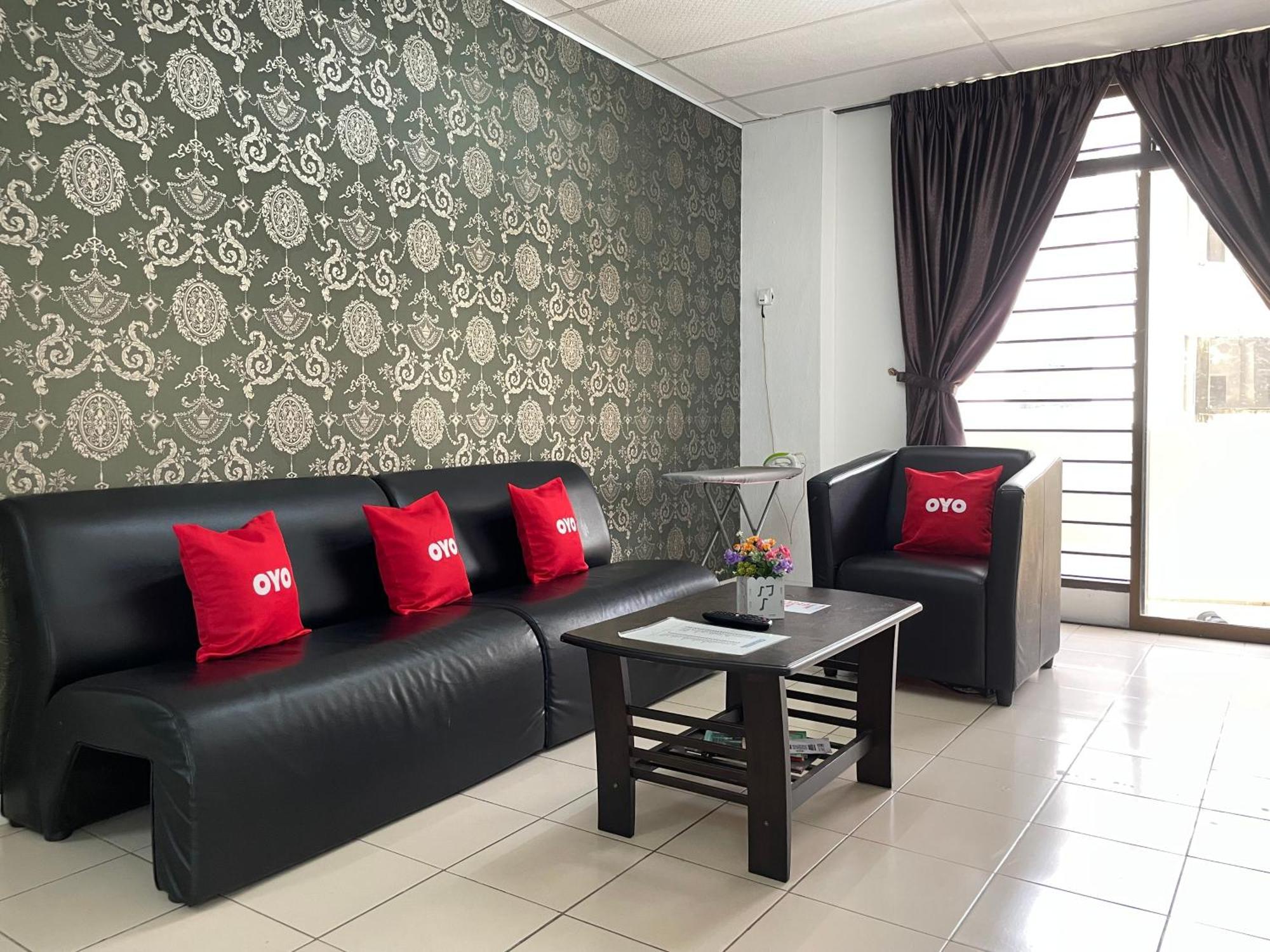 Oyo Home 90326 Wg Guest House George Town Esterno foto